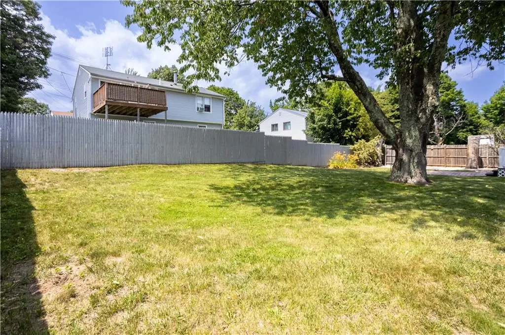 73 Fessenden Street Warwick RI 02886