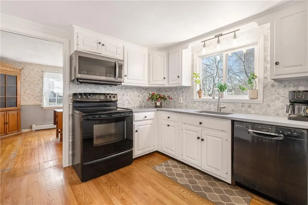 32 Tanglewood Trail Narragansett RI 02882