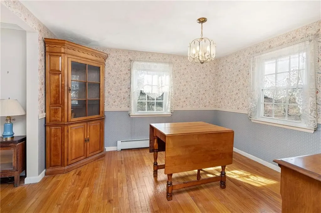 32 Tanglewood Trail Narragansett RI 02882