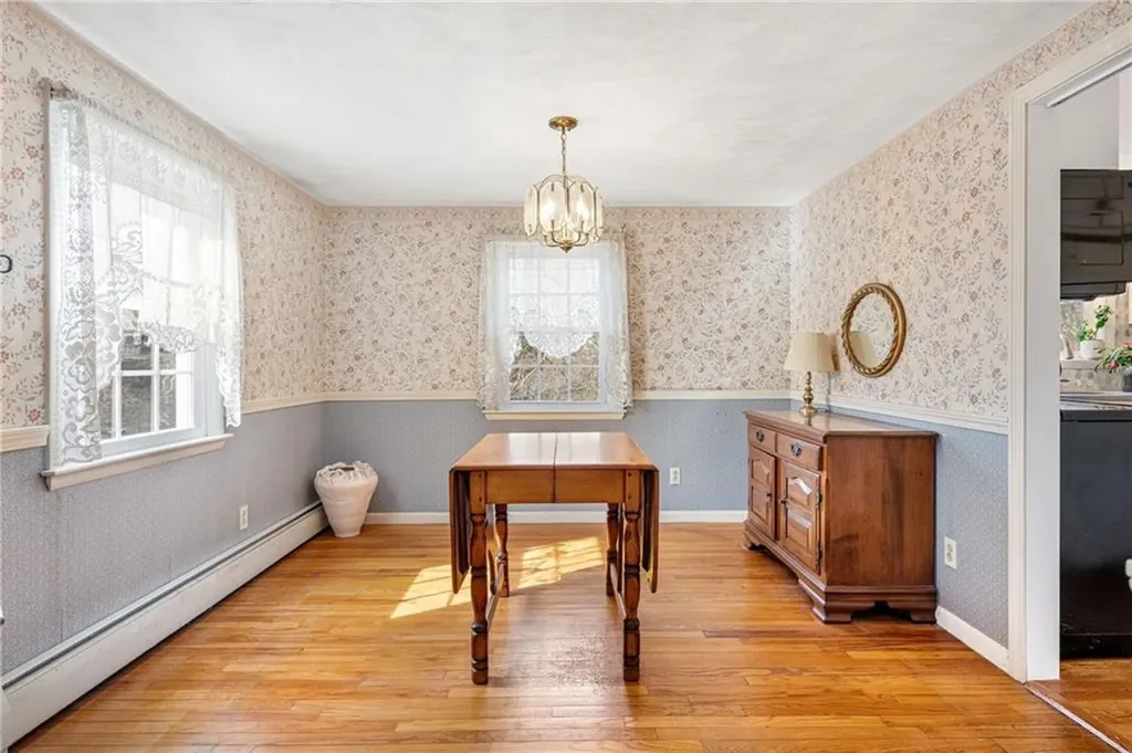 32 Tanglewood Trail Narragansett RI 02882
