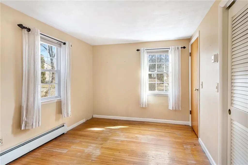 32 Tanglewood Trail Narragansett RI 02882
