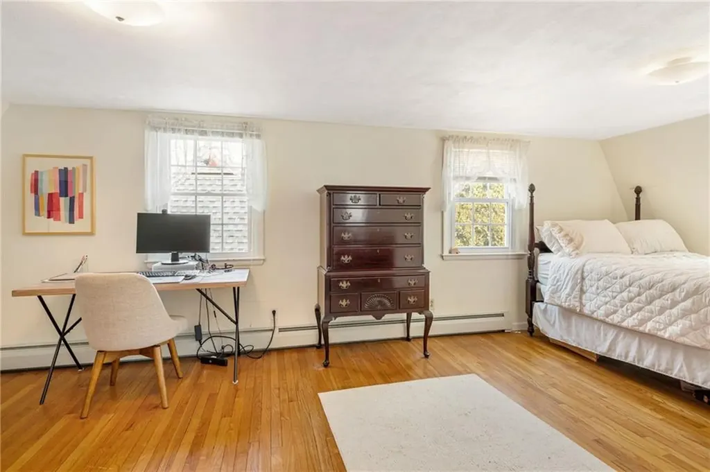 32 Tanglewood Trail Narragansett RI 02882