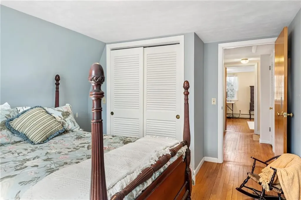 32 Tanglewood Trail Narragansett RI 02882