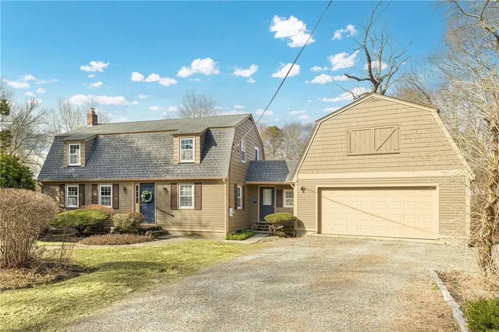 32 Tanglewood Trail Narragansett RI 02882