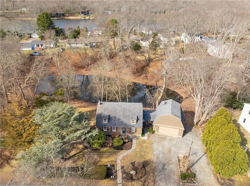 32 Tanglewood Trail Narragansett RI 02882