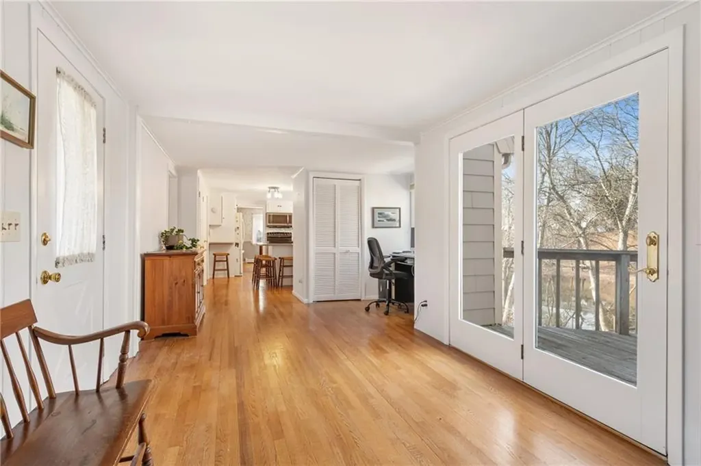 32 Tanglewood Trail Narragansett RI 02882
