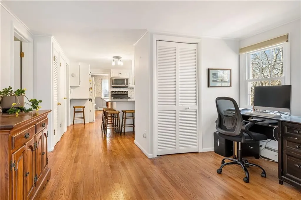 32 Tanglewood Trail Narragansett RI 02882