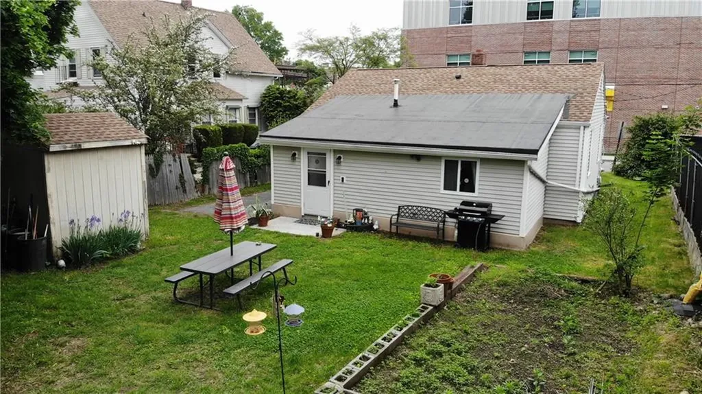 38 Merino Street Providence RI 02909