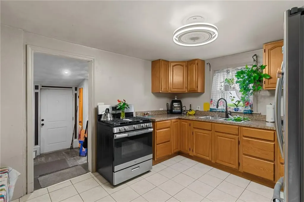 38 Merino Street Providence RI 02909