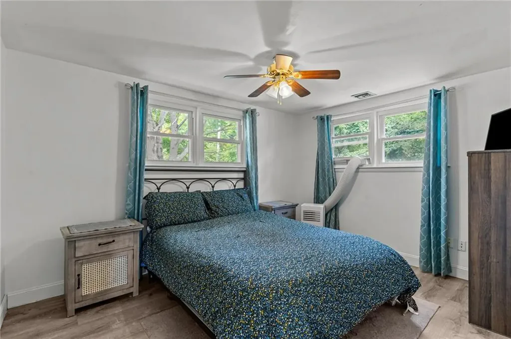 190 White Avenue Warwick RI 02889