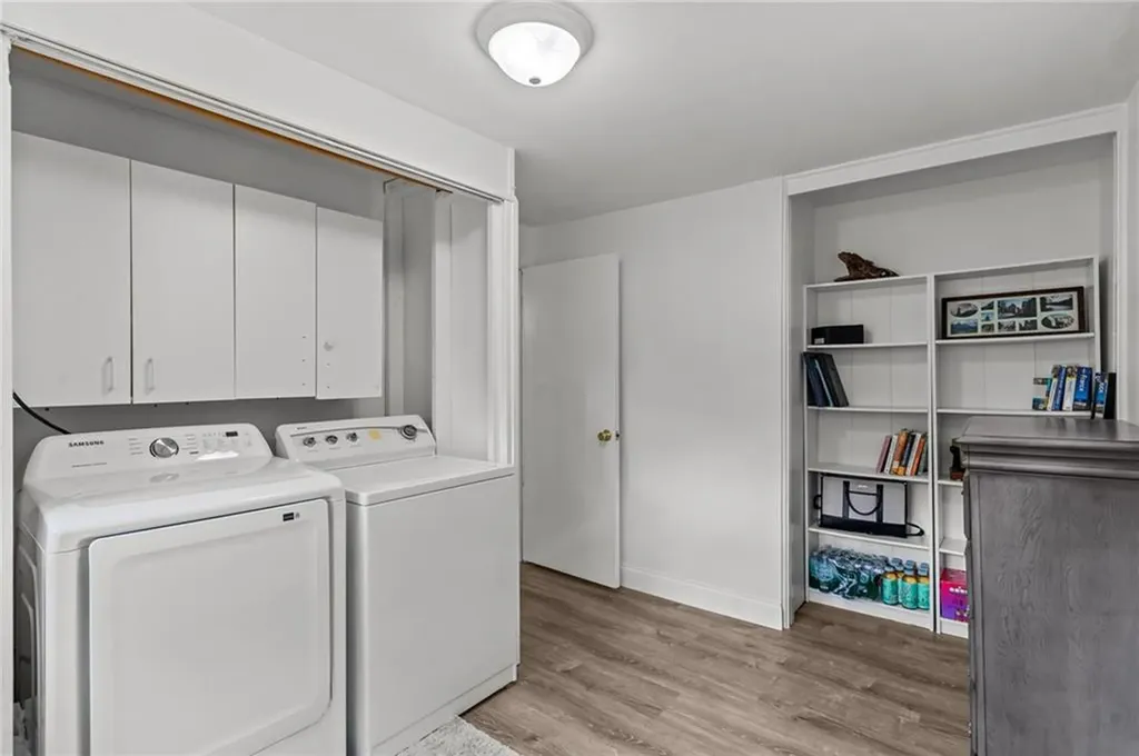 190 White Avenue Warwick RI 02889