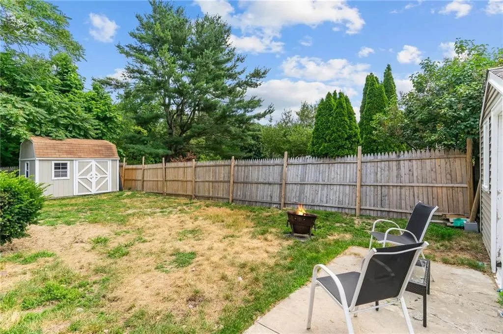 190 White Avenue Warwick RI 02889