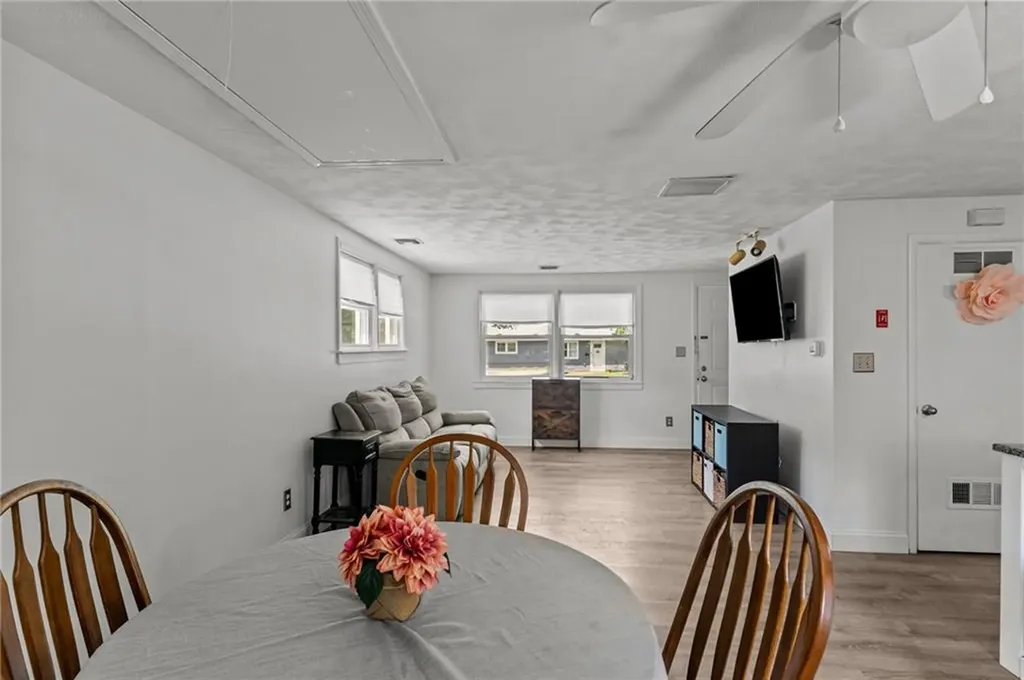 190 White Avenue Warwick RI 02889