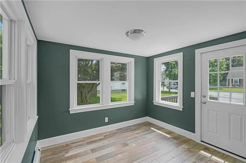 14 Gladding Street Bristol RI 02809