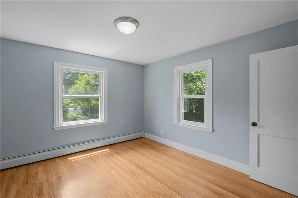 14 Gladding Street Bristol RI 02809