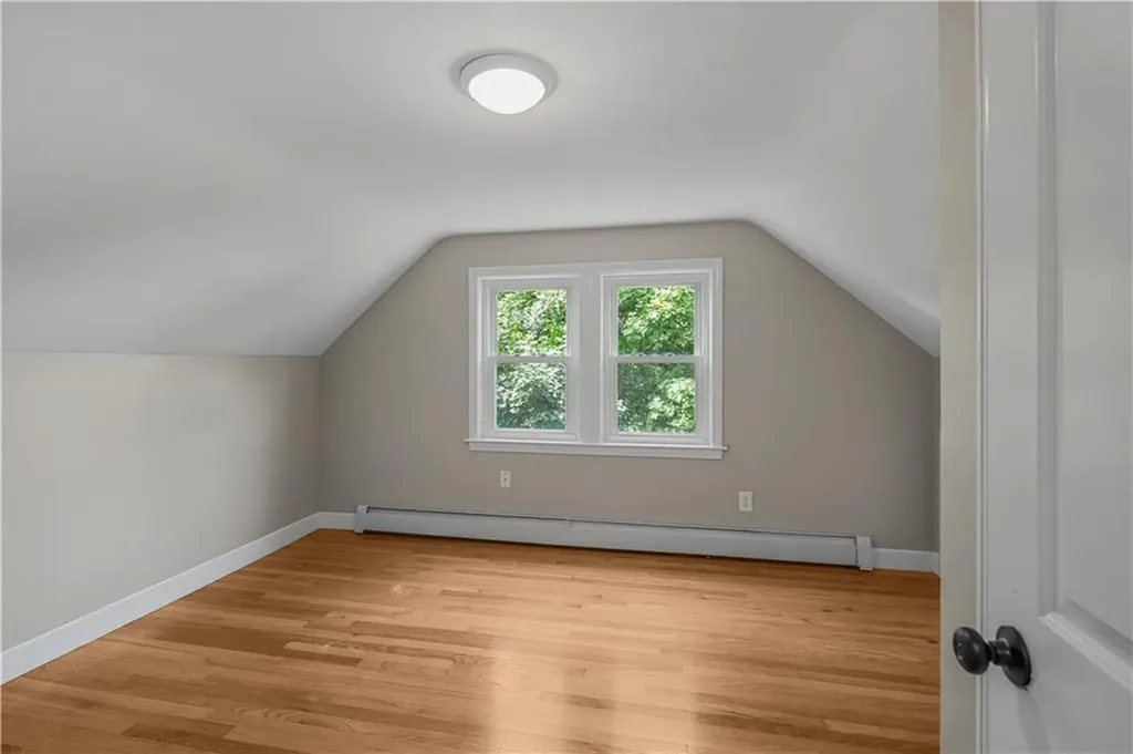 14 Gladding Street Bristol RI 02809