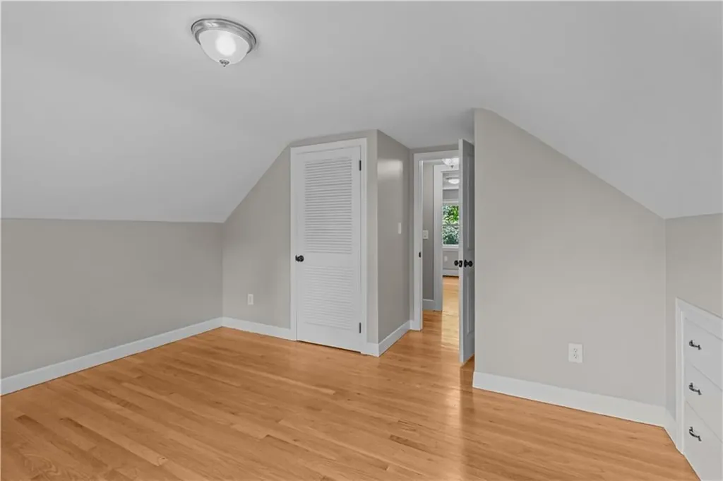 14 Gladding Street Bristol RI 02809