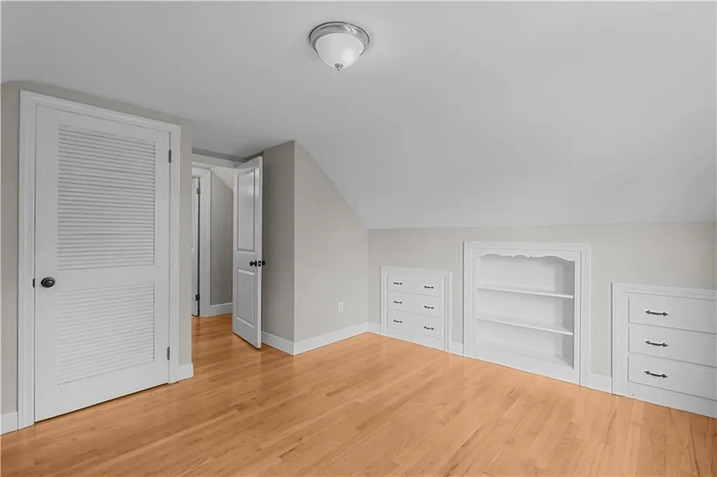 14 Gladding Street Bristol RI 02809