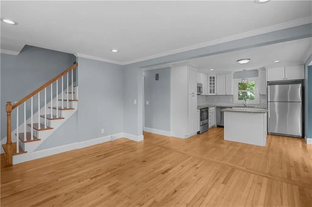 14 Gladding Street Bristol RI 02809