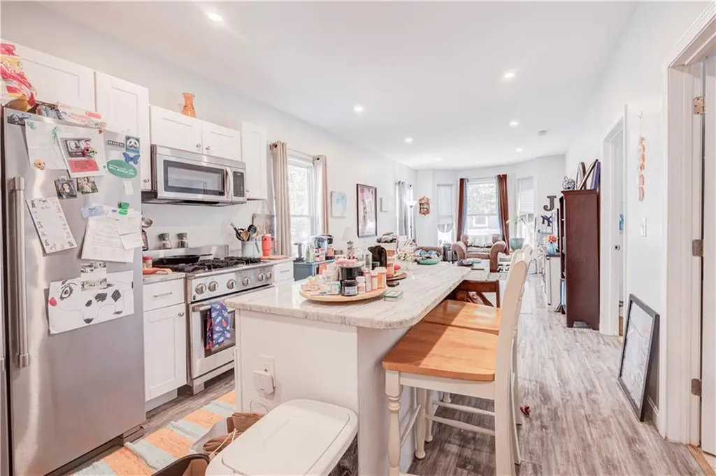 15 Wendell Street Providence RI 02909