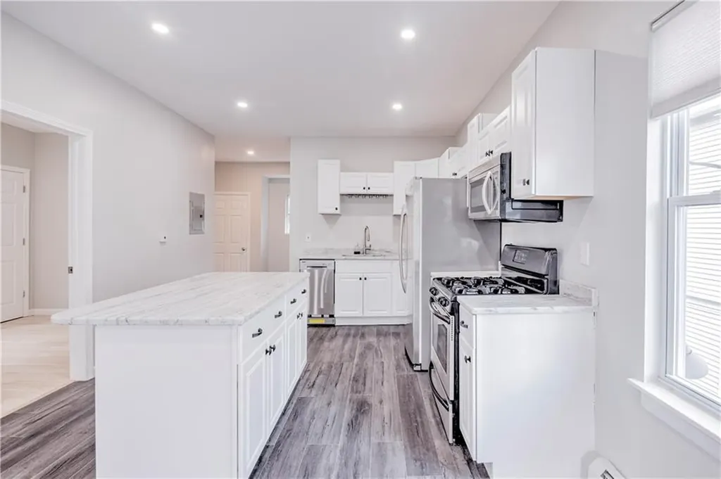 15 Wendell Street Providence RI 02909