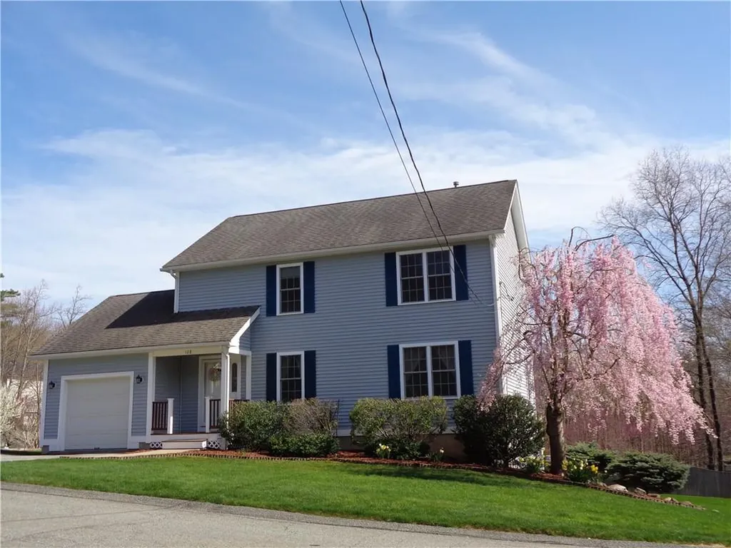 128 West Road Cumberland RI 02864