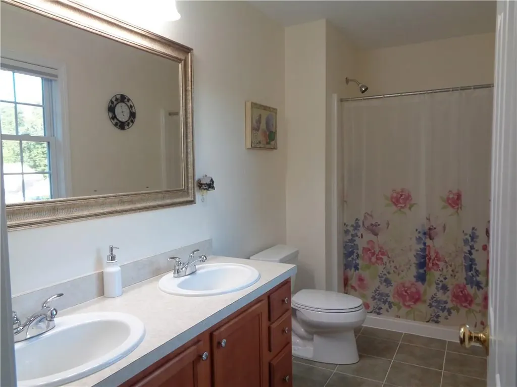128 West Road Cumberland RI 02864