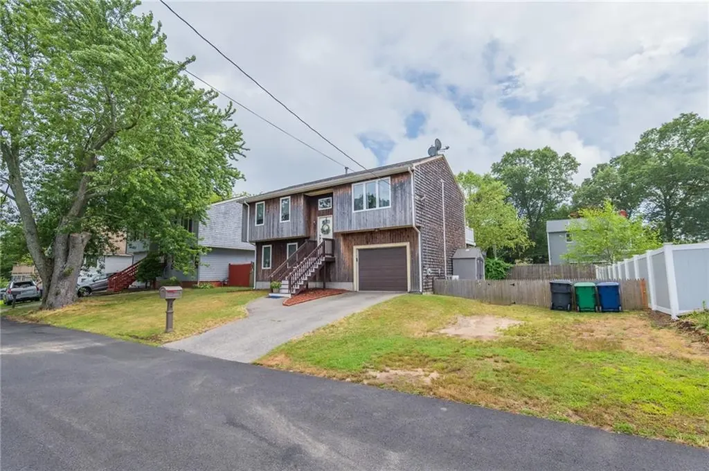 36 Wadsworth Street Warwick RI 02889