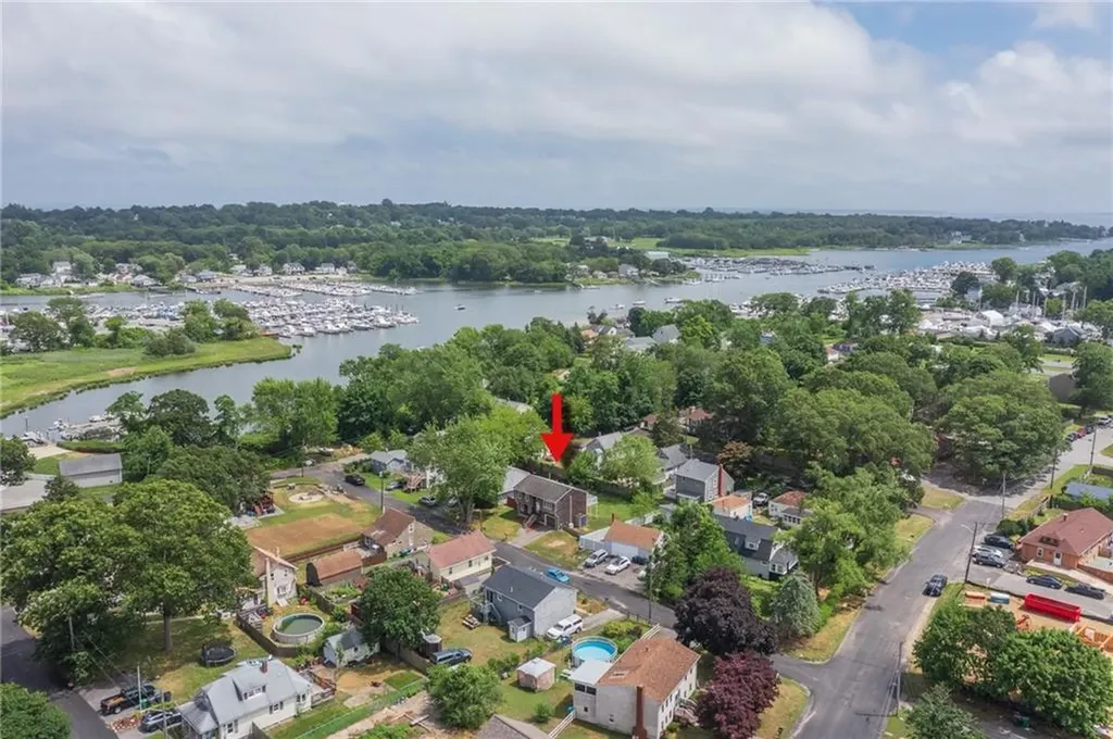 36 Wadsworth Street Warwick RI 02889