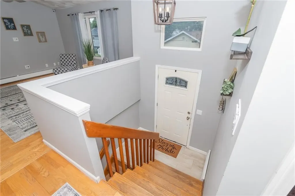 36 Wadsworth Street Warwick RI 02889