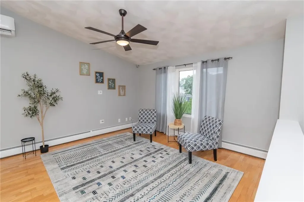 36 Wadsworth Street Warwick RI 02889