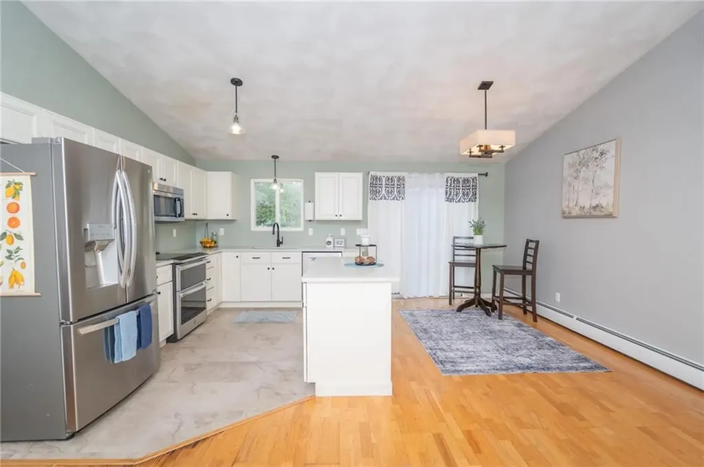 36 Wadsworth Street Warwick RI 02889