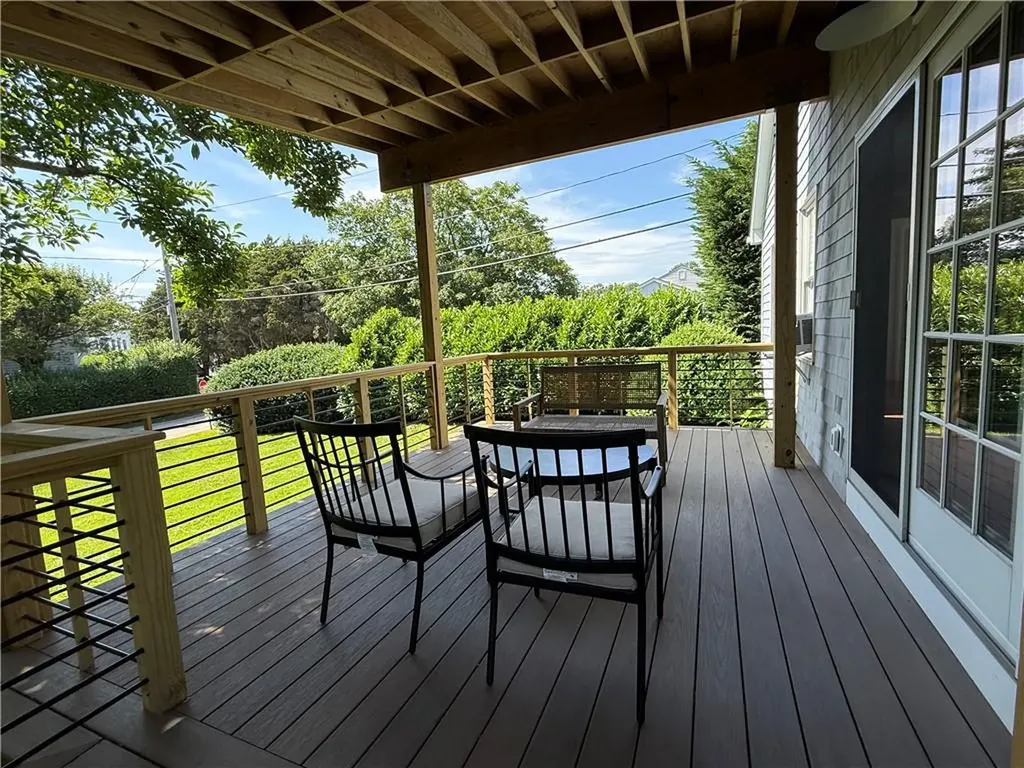 157 Briarwood Avenue Middletown RI 02842