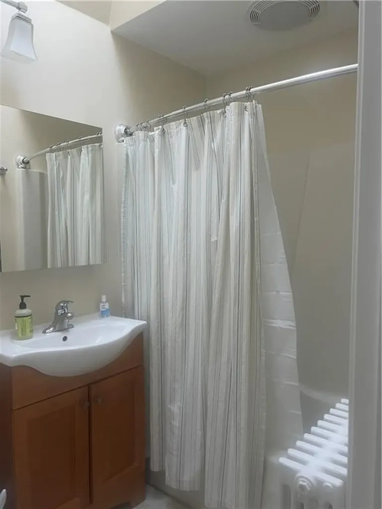 157 Briarwood Avenue Middletown RI 02842