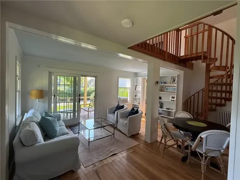 157 Briarwood Avenue Middletown RI 02842