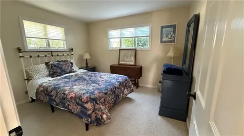 157 Briarwood Avenue Middletown RI 02842