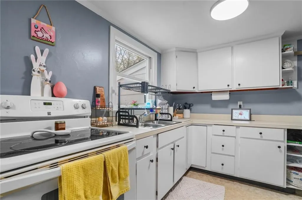 19 N Beacon Terrace Middletown RI 02842