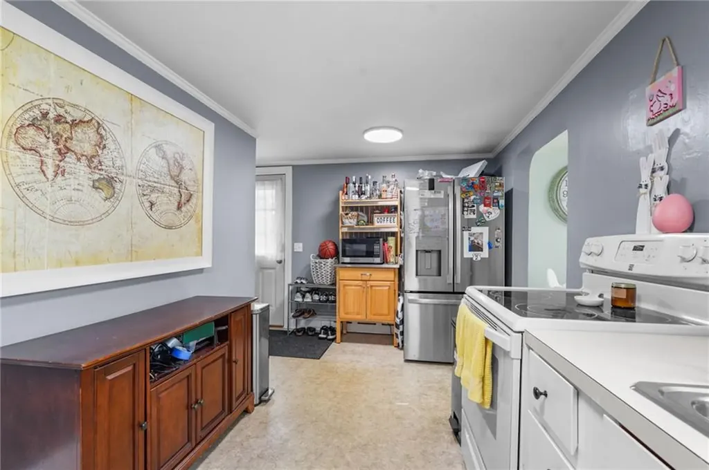 19 N Beacon Terrace Middletown RI 02842