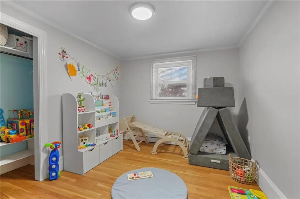 19 N Beacon Terrace Middletown RI 02842