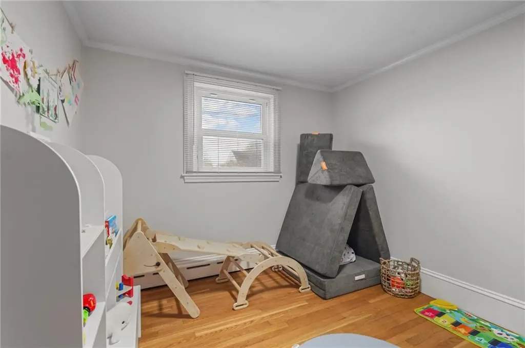 19 N Beacon Terrace Middletown RI 02842