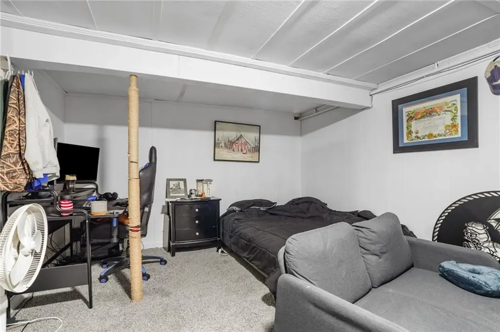 19 N Beacon Terrace Middletown RI 02842
