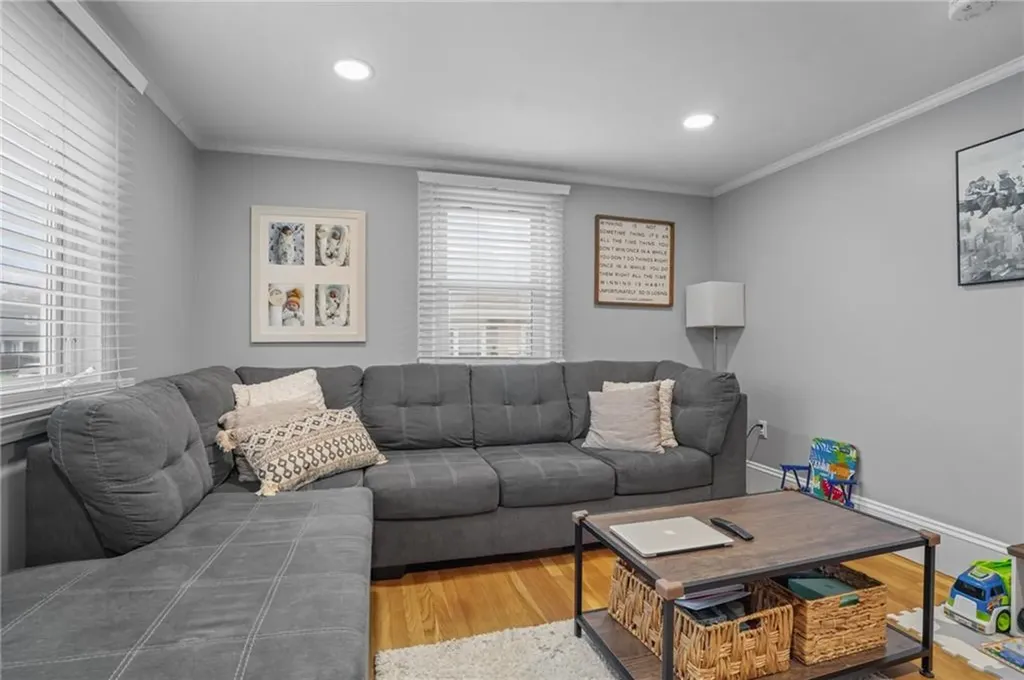 19 N Beacon Terrace Middletown RI 02842