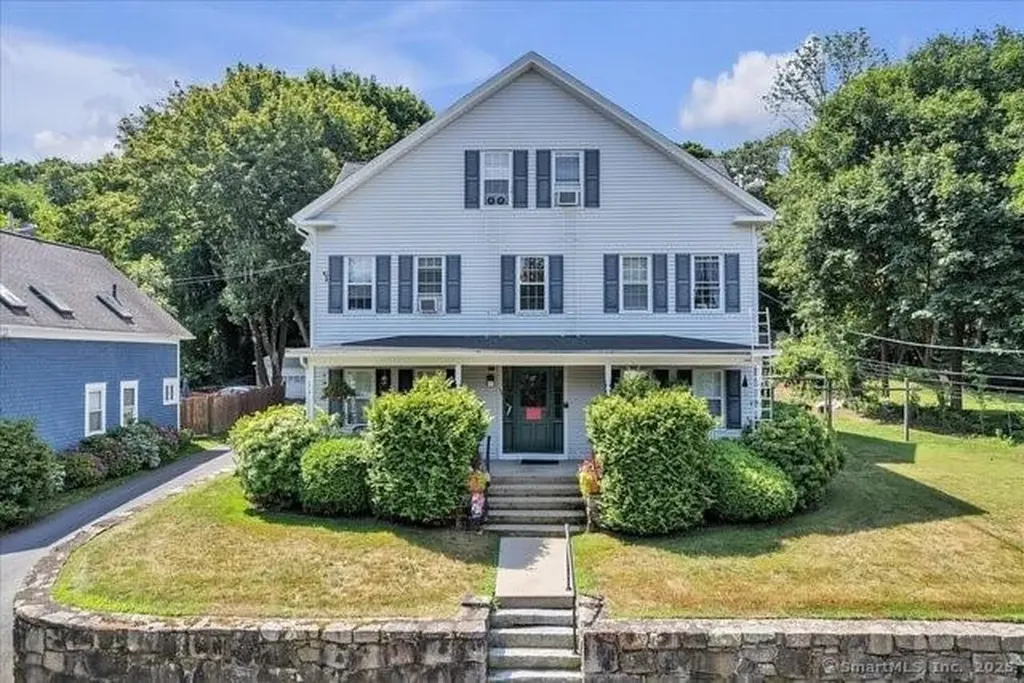 186 Beach Street North Kingstown RI 02852