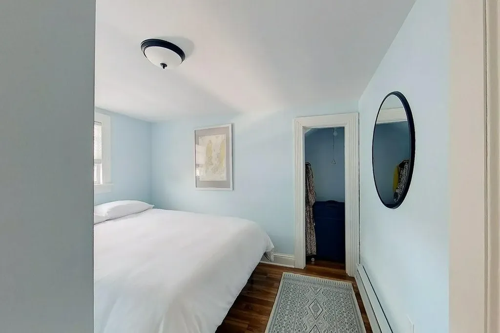 9 Dartmouth Street Newport RI 02840