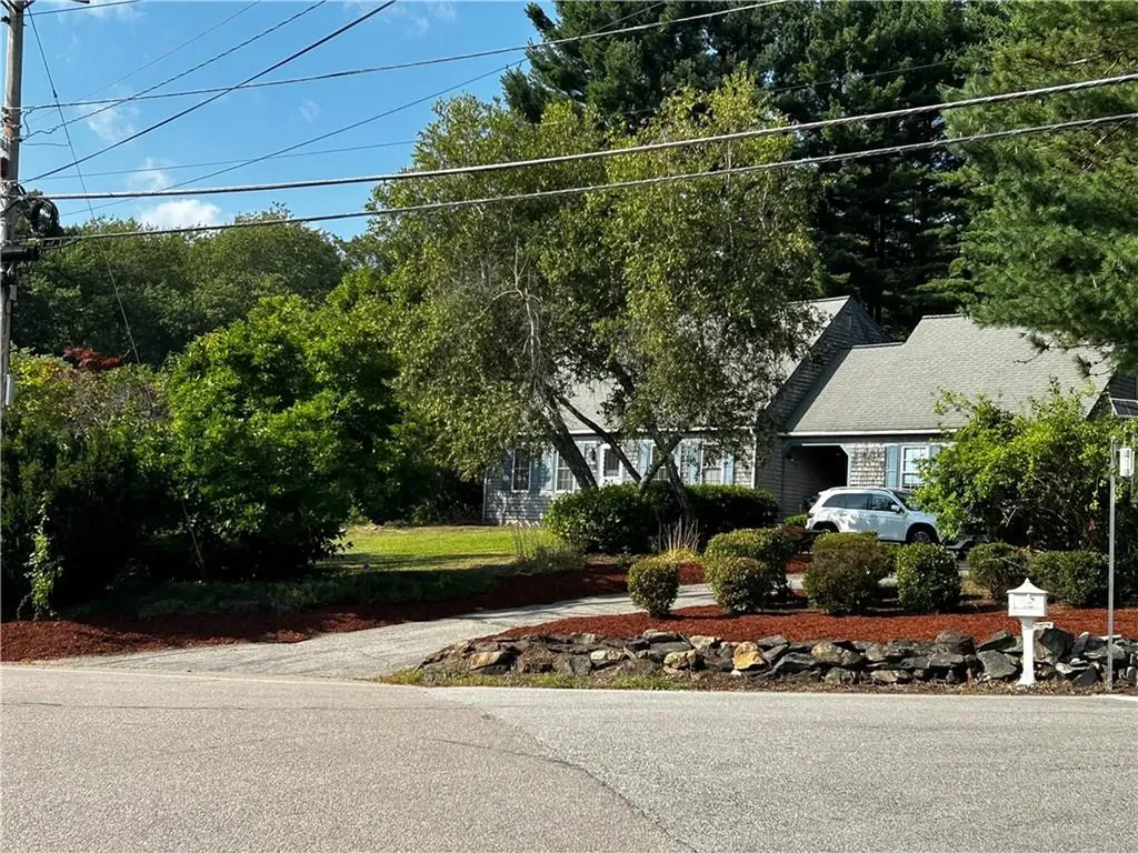 164 Greene Street Hopedale MA 01747