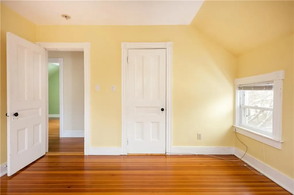 5 Cummings Road Newport RI 02840
