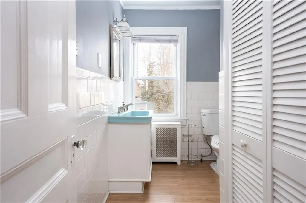 5 Cummings Road Newport RI 02840
