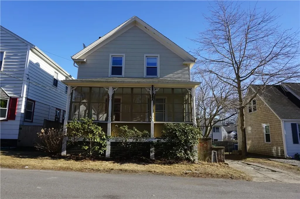 5 Cummings Road Newport RI 02840
