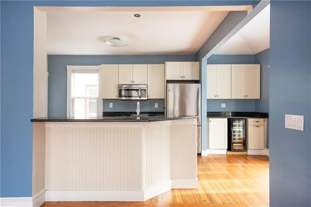 5 Cummings Road Newport RI 02840