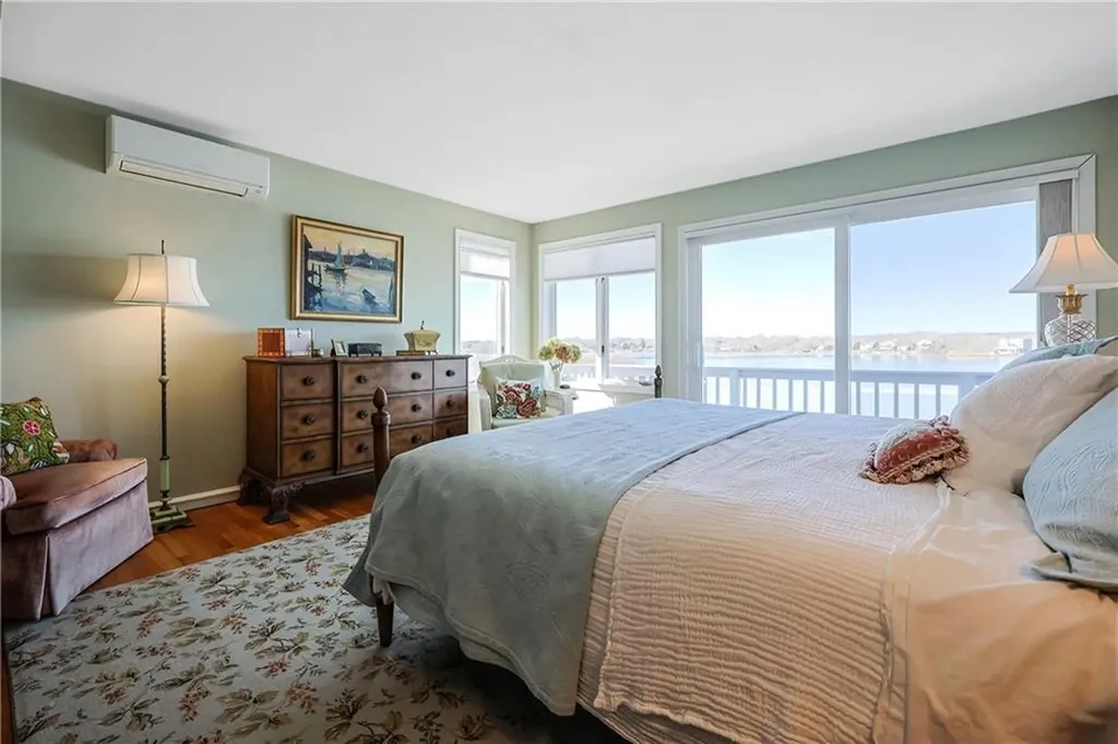 183 Twin Peninsula Avenue South Kingstown RI 02879